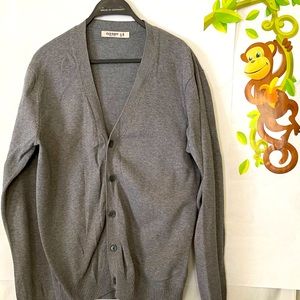 OLD NAVY GRAY BUTTON DOWN CARDIGAN 👟